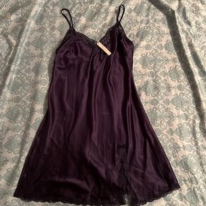 NWT - Victoria’s Secret Night Slip